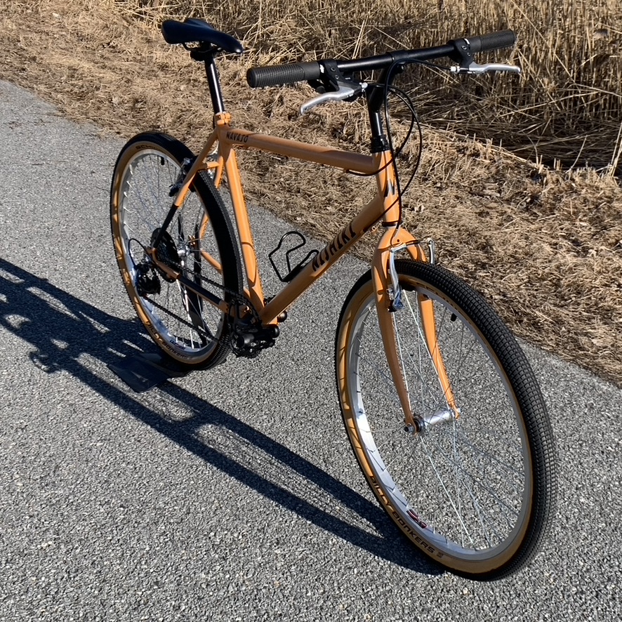 Vélo montagne vintage conversion City Chic Commuter restaurée avec transmission moderne